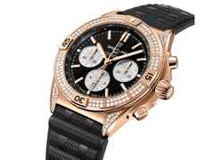 Breitling Chronomat B01 42 Automatik Rotgold schwarzes Zifferblatt mit Brillanten 1,30ct schwarzes Kautschukband – Herrenuhren Chronograph aus 750 Rotgold und Kautschuk. Das Gehäuse ist rund und roségold. Das Kautschuk / Kunststoff / Silikon Armband ist schwarz. Das Zifferblatt ist ein Index in schwarz. – Ansicht 2