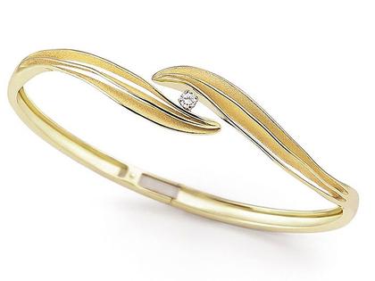 Cammilli Firenze Velaa Star Armreif Yellow Sunrise Gold mit Brillant 0,100ct – Armschmuck Armreif aus 750 Gelbgold.