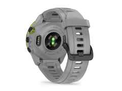 Garmin Approach S70 Smartwatch Kunststoff 42mm digitale Anzeige graues Silikonband – Herrenuhren Uhr Multifunktion aus Keramik und Kunststoff. Das Gehäuse ist rund und grau. Das Kautschuk / Kunststoff / Silikon Armband ist grau. Das Zifferblatt ist digital und schwarz. – Ansicht 7
