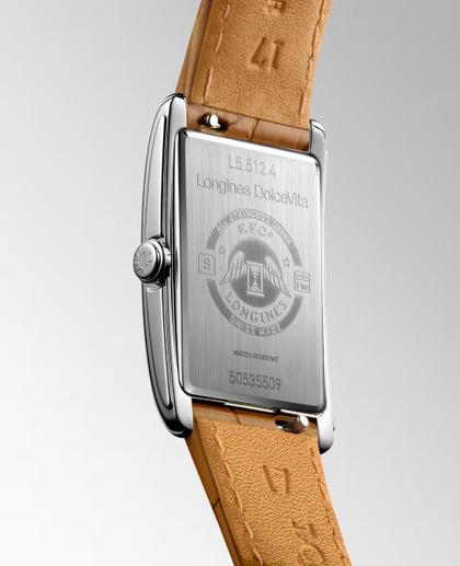 Longines DolceVita  Medium Quarz Edelstahl 23x37mm silbernes Zifferblatt römisch braunes Lederband – Damenuhren Uhr ohne Datum aus Edelstahl. Das Gehäuse ist rechteckig und silber. Das Lederarmband Kroko / Alligator ist braun. Das Zifferblatt ist römisch und silber. – Ansicht 4