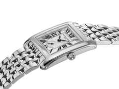 Frederique Constant Classics Carree Small Seconds Quarz Edelstahl 36x25mm silbernes Zifferblatt Metallband – Herrenuhren Uhr ohne Datum aus Edelstahl. Das Gehäuse ist rechteckig und silber. Das Edelstahlarmband ist silber. Das Zifferblatt ist römisch und silber. – Ansicht 3