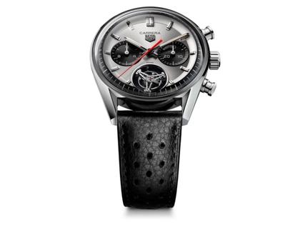 TAG Heuer Carrera Chronograph Tourbillon Automatik Edelstahl 42mm silbernes Zifferblatt schwarzes Lederband – Herrenuhren Chronograph aus Edelstahl und Leder. Das Gehäuse ist rund und silber. Das Lederarmband ist schwarz. Das Zifferblatt ist ein Index in silber. – Ansicht 2