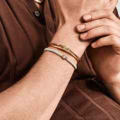 Leo Wittwer Rough Cut Mini 750/- Roségold mit ungeschliffenen Diamant taupe Paracord – Armschmuck Armband in beige und aus 750 Rotgold. – Ansicht 2