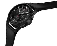 Porsche Design Sport Chrono Titan schwarz schwarzes Lederband – Herrenuhren Chronograph aus Titan und Titancarbid beschichtet. Das Gehäuse ist rund und schwarz. Das Lederarmband ist schwarz. Das Zifferblatt ist ein Index in schwarz. – Ansicht 3