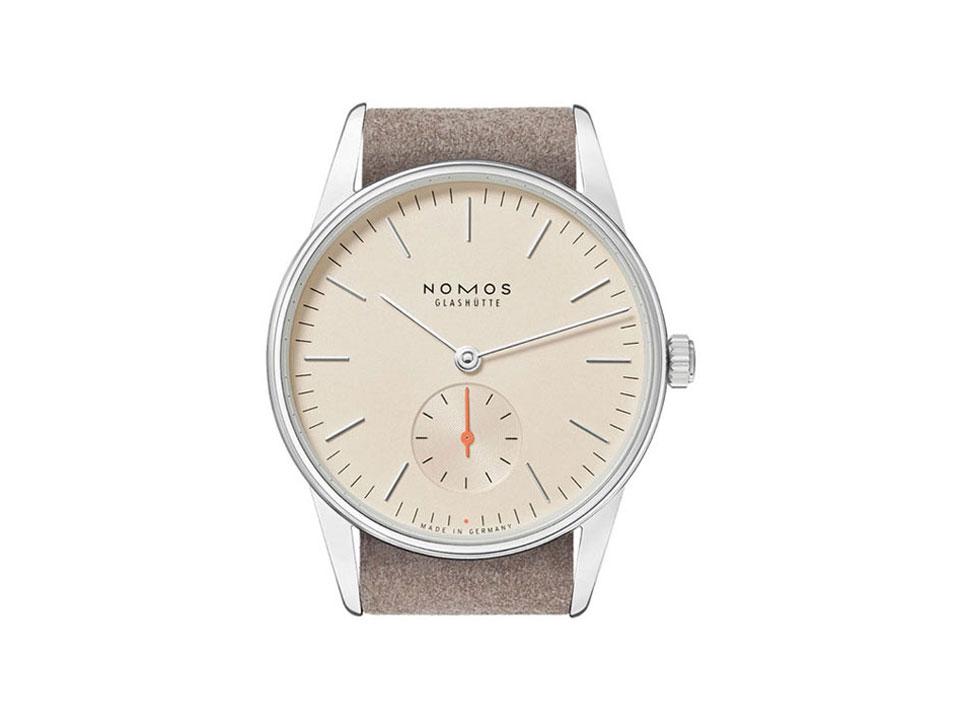 Nomos Glashütte Orion 33 Champagner Handaufzug Edelstahl 33mm beiges Zifferblatt beiges Lederband Glasboden – Damenuhren Uhr ohne Datum aus Edelstahl und Leder. Das Gehäuse ist rund und silber. Das Lederarmband ist beige. Das Zifferblatt ist ein Index in beige. – Ansicht 3