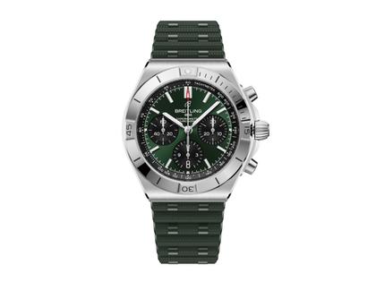 Breitling Chronomat B01 42 Chronograph Automatik Edelstahl grünes Zifferblatt grünes Kautschukband – Herrenuhren Chronograph aus Edelstahl und Kautschuk. Das Gehäuse ist rund und silber. Das Kautschuk / Kunststoff / Silikon Armband ist grün. Das Zifferblatt ist ein Index in grün.