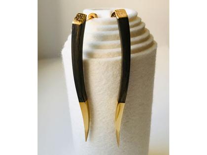 Maria Rzewuska Ohrhänger Silber und Carbon gelbgold – Ohrschmuck Ohrhänger aus 925 Silber, Carbon und und .