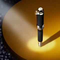 Montblanc Special Edition Great Characters Elvis Presley Füllfederhalter – Schreibgeräte Füllfederhalter in schwarz und aus 585 Weißgold, Edelharz und platiniert. – Ansicht 3