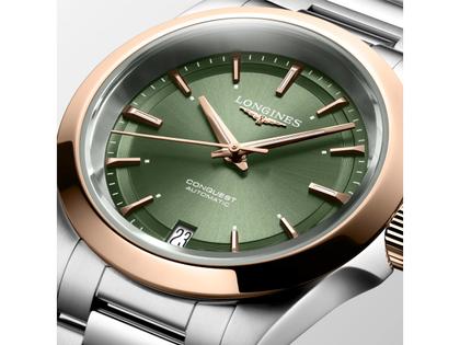 Longines Conquest Automatik Edelstahl 34mm grünes Zifferblatt Metallband – Damenuhren Uhr mit Datum aus 750 Rotgold und Edelstahl. Das Gehäuse ist rund und silber. Das Edelstahlarmband ist silber. Das Zifferblatt ist ein Index in grün. – Ansicht 5