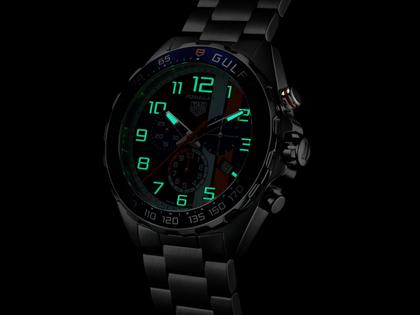 TAG Heuer Formula 1 Chronograph X Gulf Quarz Edelstahl 43mm blaues Zifferblatt Metallband – Herrenuhren Chronograph aus Aluminium und Edelstahl. Das Gehäuse ist rund und silber. Das Edelstahlarmband ist silber. Das Zifferblatt ist arabisch Index und blau. – Ansicht 6