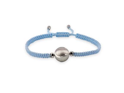 Jörg Heinz Makramee-Armband hellblau 16cm Kugel aus Weißgold mattiert – Armschmuck Armband aus 750 Weißgold.