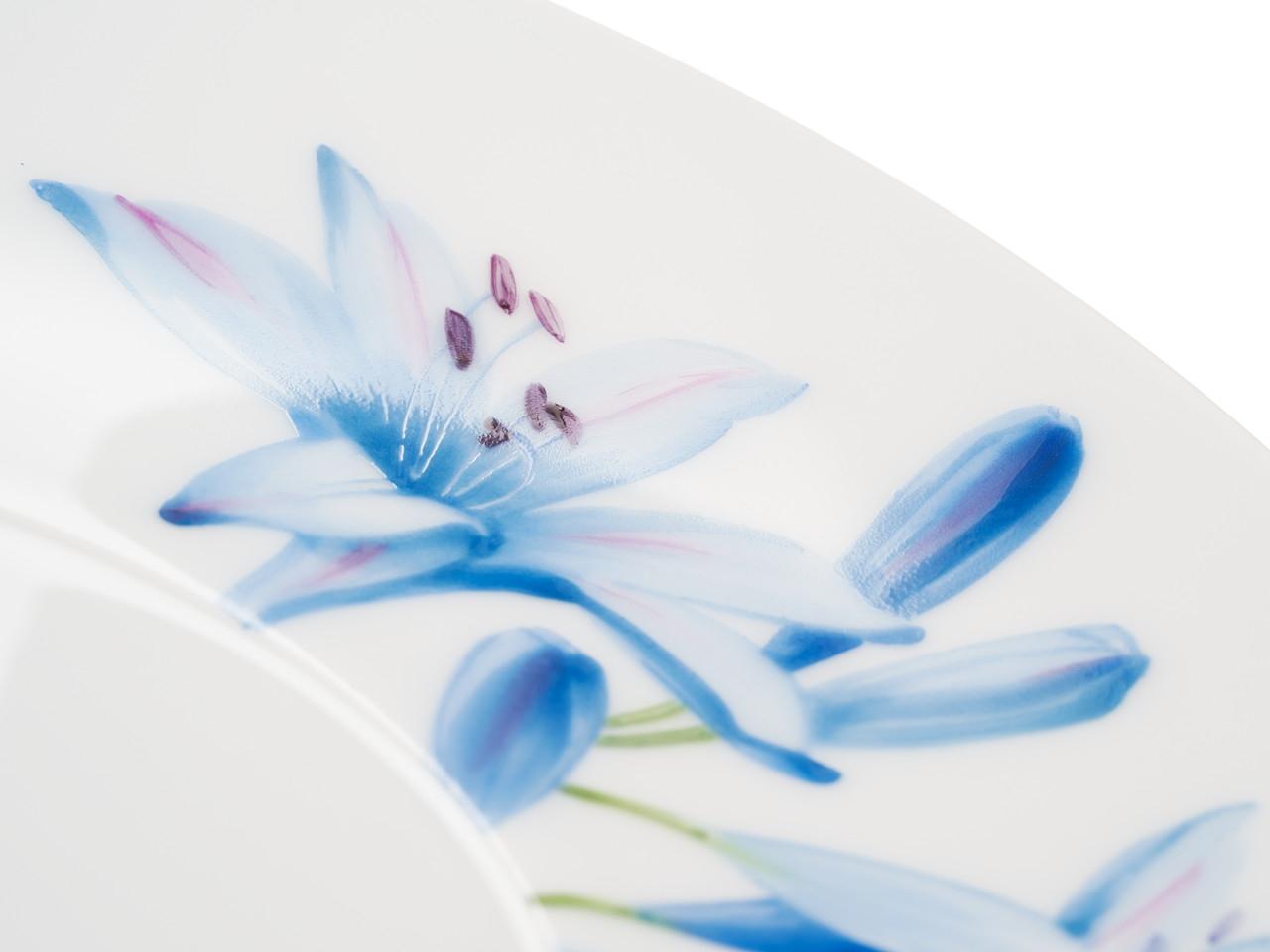 Meissen Giant Bloom Teetasse "Schmucklilie" – Porzellanwaren Tafelporzellan in weiß und aus Porzellan. – Ansicht 3