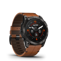 Garmin epix Pro Sapphire Titan carbongrau beschichtet 51 mm Lederband braun – Herrenuhren Uhr Multifunktion aus DLC beschichtet, Kautschuk, Leder und Titan. Das Gehäuse ist rund und schwarz. Das Lederarmband ist braun. Das Zifferblatt ist digital und schwarz. – Ansicht 2