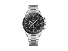 Omega Speedmaster Kaliber 321 Chronograph Handaufzug Edelstahl 39,7mm schwarzes Zifferblatt Metallband – Herrenuhren Chronograph aus Edelstahl und Keramik. Das Gehäuse ist rund und silber. Das Edelstahlarmband ist silber. Das Zifferblatt ist ein Index in schwarz.