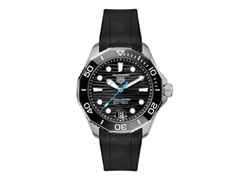 TAG Heuer Aquaracer Professional 300 Date Automatik Edelstahl 42mm schwarzes Zifferblatt schwarzes Kautschukband – Herrenuhren Uhr mit Datum aus Edelstahl und Keramik. Das Gehäuse ist rund und silber. Das Kautschuk / Kunststoff / Silikon Armband ist schwarz. Das Zifferblatt ist ein Index in schwarz.
