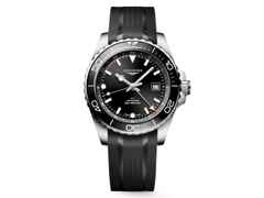 Longines HydroConquest GMT Automatik Edelstahl 43mm schwarzes Zifferblatt schwarzes Kautschukband – Herrenuhren Uhr mit Datum aus Edelstahl, Kautschuk und Keramik. Das Gehäuse ist rund und silber. Das Kautschuk / Kunststoff / Silikon Armband ist schwarz. Das Zifferblatt ist arabisch Index und schwarz.