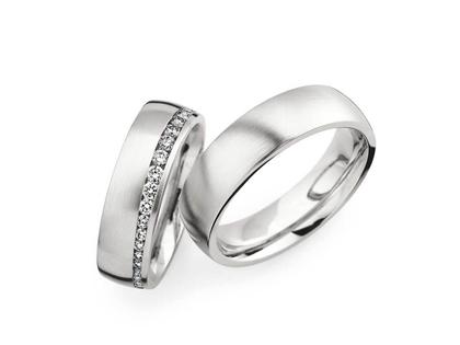 Christian Bauer Trauring Paar Nr.  32 Platin – Ringe Trauring mit Besatz aus 950 Platin.