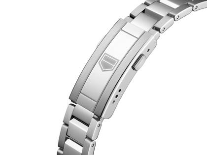 TAG Heuer Aquaracer Professional 200 Solargraph Quarz Edelstahl 34mm weißes Perlmutt-Zifferblatt mit Brillanten Metallband – Damenuhren Uhr mit Datum aus Edelstahl. Das Gehäuse ist rund und silber. Das Edelstahlarmband ist silber. Das Zifferblatt ist ein Index in weiß. – Ansicht 4