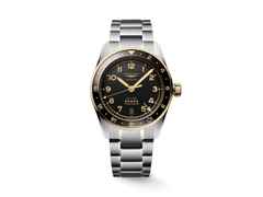 Longines Spirit Zulu Time Automatik Edelstahl 39mm Gelbgold-Lünette graues Zifferblatt Metallband – Herrenuhren Uhr mit Datum aus 750 Gelbgold, Edelstahl und Keramik. Das Gehäuse ist rund und silber-gelbgold. Das Edelstahlarmband ist silber. Das Zifferblatt ist arabisch Index und grau.