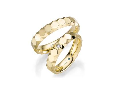 Eduard G. Fidel EGF  Trauringpaar Gelbgold 5,0mm gewölbt mit Brillant 0,025ct – Ringe Trauring mit Besatz aus 585 Gelbgold.