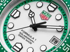 TAG Heuer Formula 1 Solargraph Quarz Edelstahl 38mm weißes Zifferblatt Metallband – Herrenuhren Uhr mit Datum aus Edelstahl und Kunststoff. Das Gehäuse ist rund und silber. Das Edelstahlarmband ist silber. Das Zifferblatt ist ein Index in weiß. – Ansicht 4