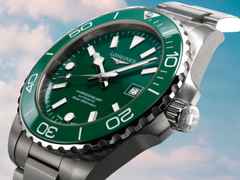 Longines HydroConquest Automatik Edelstahl 39mm grünes Zifferblatt Metallband – Herrenuhren Uhr mit Datum aus Edelstahl. Das Gehäuse ist rund und silber. Das Edelstahlarmband ist silber. Das Zifferblatt ist ein Index in grün. – Ansicht 4