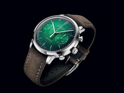 Glashütte Original Sixties Chronograph Automatik Edelstahl 42mm grünes Zifferblatt braunes Lederband – Herrenuhren Chronograph aus Edelstahl. Das Gehäuse ist rund und silber. Das Lederarmband ist braun. Das Zifferblatt ist arabisch Index und grün. – Ansicht 4