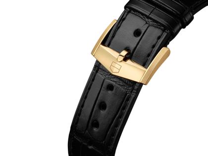 TAG Heuer Carrera Chronograph Automatik Gelbgold 42mm schwarzes Zifferblatt schwarzes Lederband – Herrenuhren Chronograph aus 750 Gelbgold und Leder. Das Gehäuse ist rund und gelbgold. Das Lederarmband Kroko / Alligator ist schwarz. Das Zifferblatt ist ein Index in schwarz. – Ansicht 5