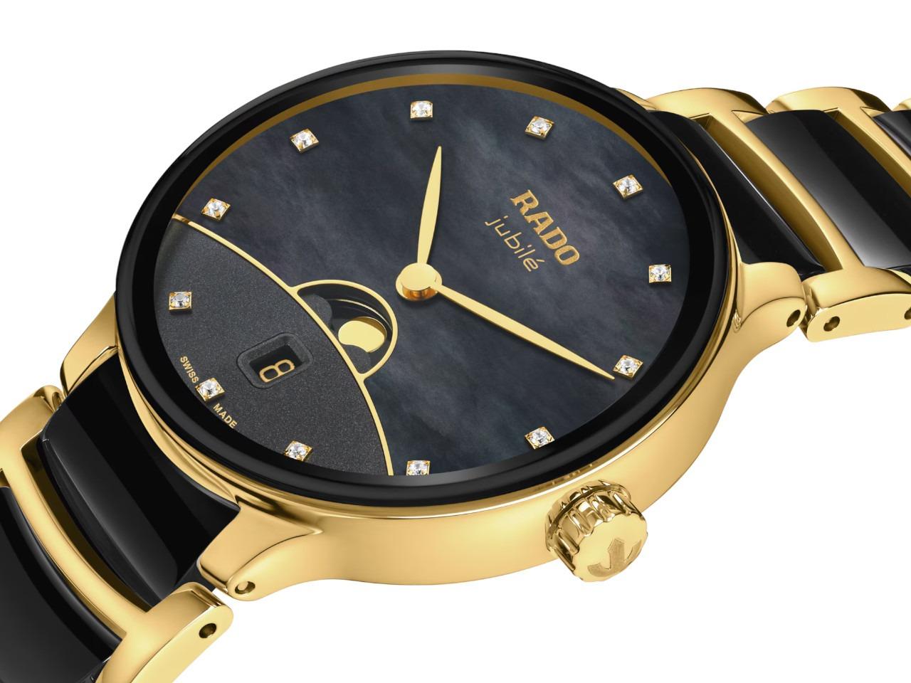 Rado Centrix Diamonds Quarz Edelstahl Gelbgold-PVD 35mm schwarzes Perlmutt-Zifferblatt mit Brillanten Metallband – Damenuhren Uhr mit Datum aus Edelstahl, Keramik und PVD beschichtet. Das Gehäuse ist rund und gelbgold. Das Edelstahlarmband ist gelbgold. Das Zifferblatt ist ein Index in schwarz. – Ansicht 2