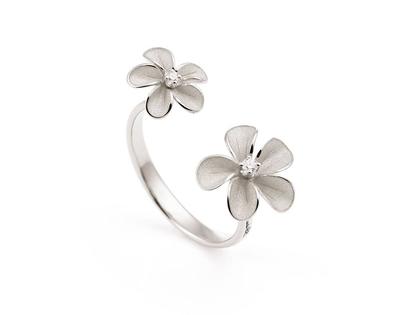 Cammilli Firenze Cherry Bloom Ring White Ice mit Brillanten 0,040ct – Ringe Ring mit Besatz aus 750 Weißgold.