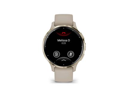 Garmin Venu 3S faserverstärktes Polymer French Grey 41mm beigefarbenes Kautschukband – Herrenuhren Uhr Multifunktion aus Edelstahl, Kautschuk, Kunststoff und PVD beschichtet. Das Gehäuse ist rund und beige. Das Kautschuk / Kunststoff / Silikon Armband ist beige. Das Zifferblatt ist digital und schwarz. – Ansicht 2