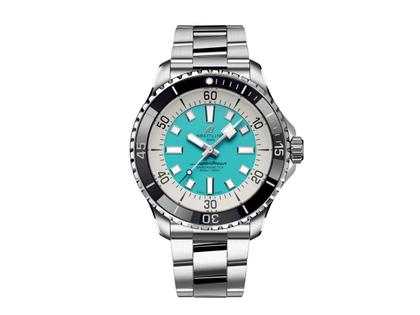 Breitling Superocean Automatic 44 Edelstahl blaues Zifferblatt Metallband – Herrenuhren Uhr ohne Datum aus Edelstahl und Keramik. Das Gehäuse ist rund und silber. Das Edelstahlarmband ist silber. Das Zifferblatt ist ein Index in blau.