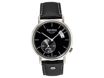 Herrenuhren Uhr mit Datum aus Edelstahl und Leder. Das Gehäuse ist rund und silber. Das Lederarmband ist schwarz. Das Zifferblatt ist ein Index in schwarz.