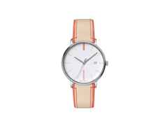 Junghans FORM Damen Quarz Edelstahl 34mm weißes Zifferblatt oranges Lederband – Damenuhren Uhr mit Datum aus Edelstahl. Das Gehäuse ist rund und silber. Das Lederarmband ist orange. Das Zifferblatt ist ein Index in weiß.