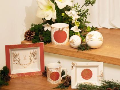 Meissen Vide-Poche mittel "Meissen Christmas Peryton" Porzellan 16 x 13,5 cm – Porzellanwaren Porzellandekoration in weiß und aus Porzellan. – Ansicht 2