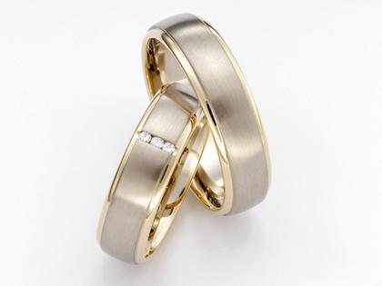 Max Kemper Trauring Paar Weißgold und Gelbgold 6,0mm gewölbt mit Brillanten 0,030ct – Ringe Trauring mit Besatz aus 585 Weißgold/Rotgold.