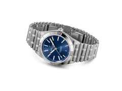 Breitling Chronomat Automatic 36 Edelstahl blaues Zifferblatt Metallband – Damenuhren Uhr mit Datum aus Edelstahl. Das Gehäuse ist rund und silber. Das Edelstahlarmband ist silber. Das Zifferblatt ist ein Index in blau. – Ansicht 2
