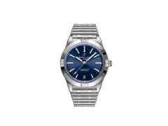 Breitling Chronomat Automatic 36 Edelstahl blaues Zifferblatt Metallband – Damenuhren Uhr mit Datum aus Edelstahl. Das Gehäuse ist rund und silber. Das Edelstahlarmband ist silber. Das Zifferblatt ist ein Index in blau.
