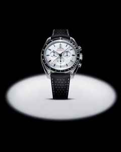 Omega Speedmaster Moonwatch Professional Chronograph Handaufzug Edelstahl 42mm weißes Zifferblatt schwarzes Lederband – Herrenuhren Chronograph aus Edelstahl, eloxiertes Aluminium und Leder. Das Gehäuse ist rund und silber. Das Lederarmband ist schwarz. Das Zifferblatt ist ein Index in weiß. – Ansicht 6