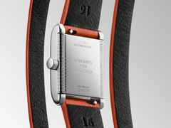 Longines DolceVita   Mini Quarz Edelstahl 22x29mm silbernes Zifferblatt orangefarbenes Lederband – Damenuhren Uhr ohne Datum aus Edelstahl und Leder. Das Gehäuse ist rechteckig und silber. Das Lederarmband ist orange. Das Zifferblatt ist römisch und silber. – Ansicht 3