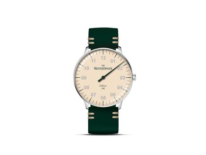 MeisterSinger Edition Neo J.E Automatik Edelstahl 36mm beiges Zifferblatt grünes Lederband limitiert – Damenuhren Uhr ohne Datum aus Edelstahl und Leder. Das Gehäuse ist rund und silber. Das Lederarmband ist grün. Das Zifferblatt ist arabisch und beige.