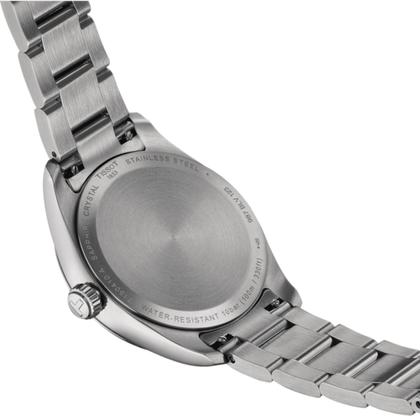 Tissot PR 100 Quarz Edelstahl 34mm silberfarbenes Zifferblatt Metallband – Damenuhren Uhr mit Datum aus Edelstahl. Das Gehäuse ist rund und silber. Das Edelstahlarmband ist silber. Das Zifferblatt ist ein Index in silber. – Ansicht 4