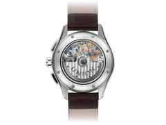 Union Glashütte Belisar Chronograph Mondphase Automatik Edelstahl 42mm schwarzes Zifferblatt schwarzes Lederband – Herrenuhren Chronograph aus Edelstahl. Das Gehäuse ist rund und silber. Das Lederarmband ist schwarz. Das Zifferblatt ist arabisch Index und schwarz. – Ansicht 3