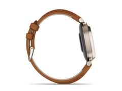 Garmin Lily 2 Smartwatch Aluminium eloxiert 35mm cremegoldfarbenes Display tanbraunes Lederband – Damenuhren Uhr Multifunktion aus eloxiertes Aluminium, Kunststoff und Polyamid. Das Gehäuse ist rund. Das Lederarmband ist braun. Der Zifferblatt ist digital. – Ansicht 5