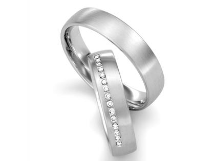 Max Kemper Trauring Paar Weißgold 5,0mm gewölbt mit Brillanten 0,150ct – Ringe Trauring mit Besatz aus 585 Weißgold.
