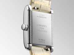 Longines DolceVita   Mini Quarz Edelstahl 22x29mm Brillantbesatz gelbes Zifferblatt gelbes Lederband – Damenuhren Uhr ohne Datum aus Edelstahl, Leder und vergoldet. Das Gehäuse ist rechteckig und silber. Das Lederarmband Kroko / Alligator ist gelb. Das Zifferblatt ist römisch und gelb. – Ansicht 4