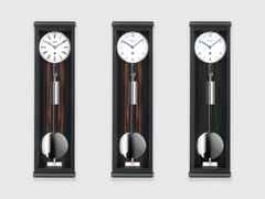 Erwin Sattler Seilzug Regulator Wanduhr Classica 60 M schwarz – Großuhren Wanduhr aus . Das Gehäuse ist rechteckig und schwarz. Das Zifferblatt ist arabisch Index und weiß. – Ansicht 3