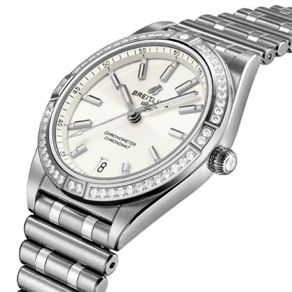 Breitling Chronomat Automatic 36 Edelstahl weißes Zifferblatt mit Brillanten Metallband – Damenuhren Uhr mit Datum aus Edelstahl. Das Gehäuse ist rund und silber. Das Edelstahlarmband ist silber. Das Zifferblatt ist ein Index in weiß. – Ansicht 3