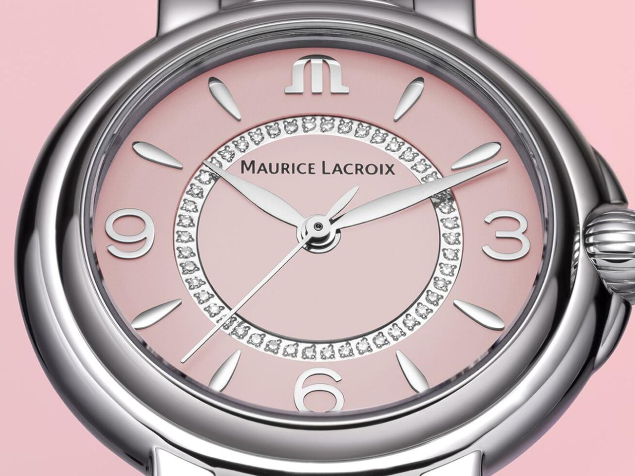 Maurice Lacroix Fiaba Colours Edition Quarz Edelstahl 32mm rosanes Zifferblatt Metallband – Damenuhren Uhr ohne Datum aus Edelstahl. Das Gehäuse ist rund und silber. Das Edelstahlarmband ist silber. Das Zifferblatt ist arabisch Index und rosa. – Ansicht 2