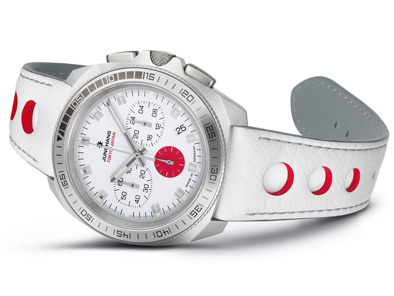 Junghans 1972 Chronoscope Sports Edition 2020 Quarz Edelstahl 43mm weißes Zifferblatt weißes Lederband – Herrenuhren Chronograph aus Edelstahl. Das Gehäuse ist rund und silber. Das Lederarmband ist weiß. Das Zifferblatt ist ein Index in weiß. – Ansicht 4